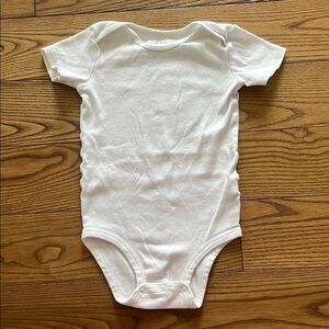 White Short-Sleeve Bodysuit with Snaps little planet organic by carters